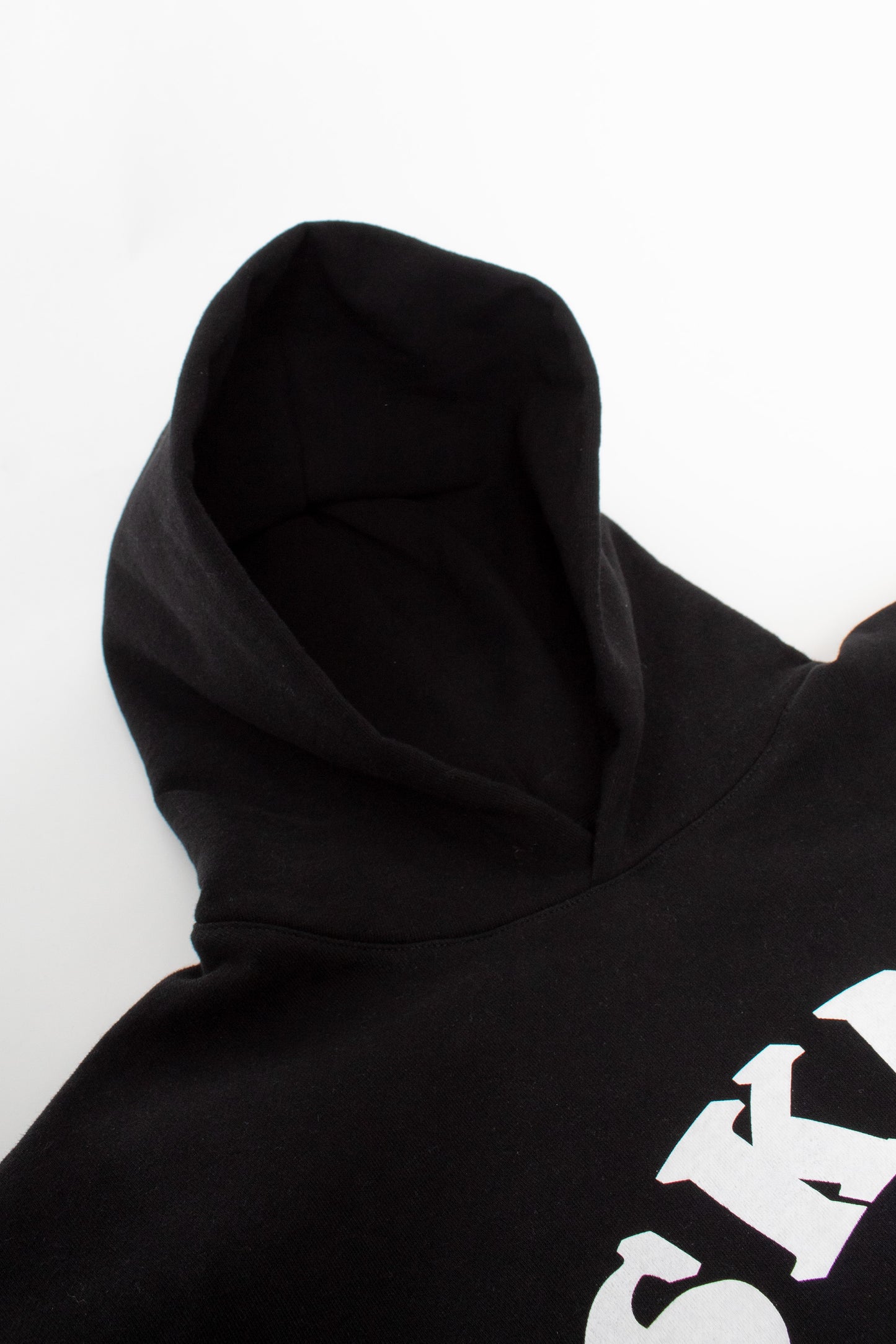 BLACK ARC HOODIE