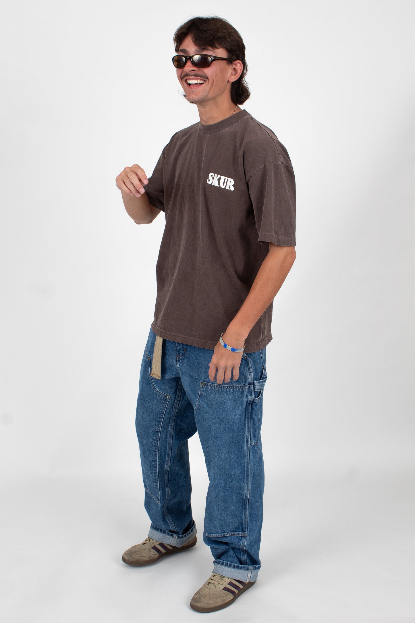 WASHED BROWN LIVE BY IT TEE