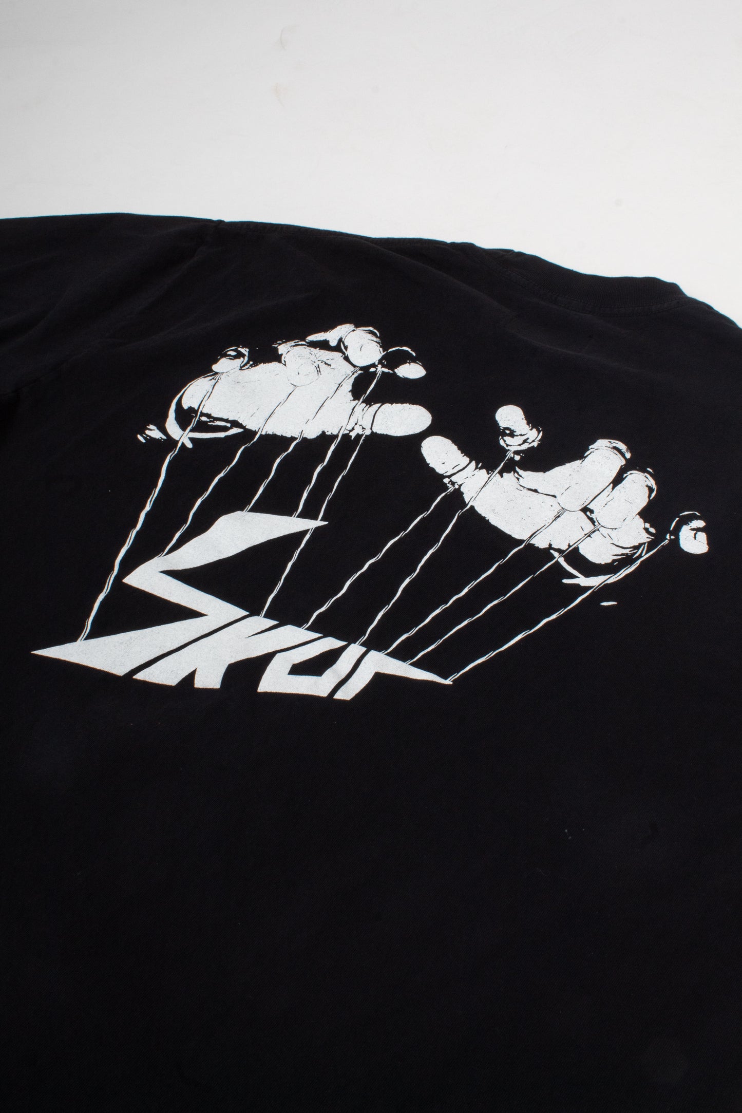 BLACK MARIONETTE TEE